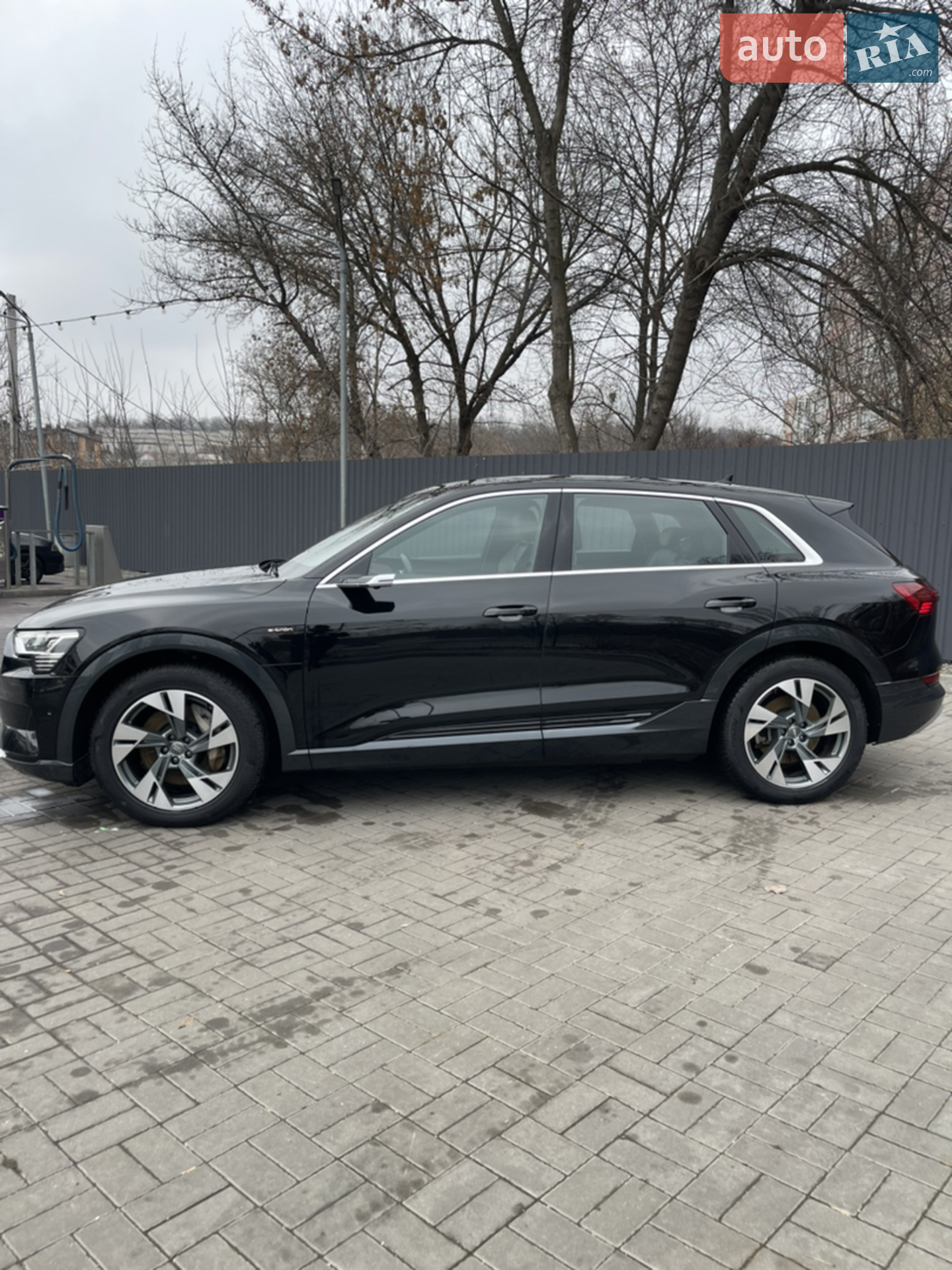 2019 Audi e-tron - мініатюра 12