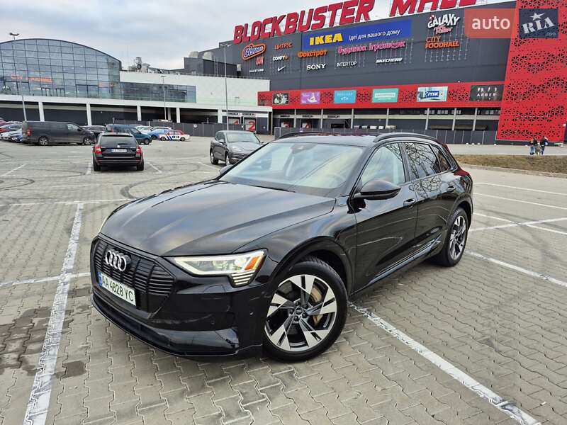 Audi e-tron 2020