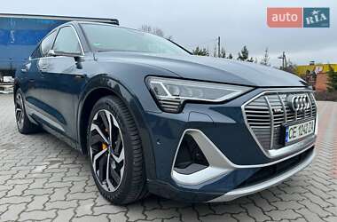 Внедорожник / Кроссовер Audi e-tron 2020 в 