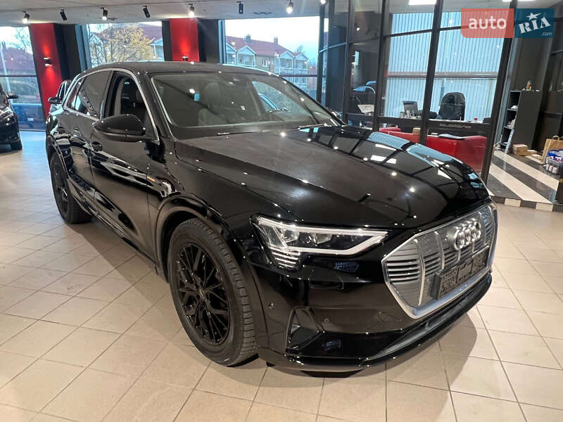Audi e-tron 2019
