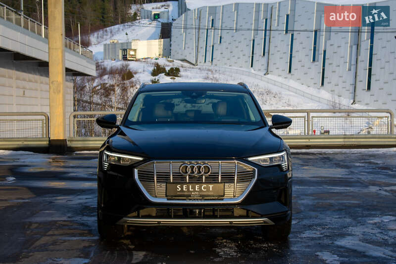 Позашляховик / Кросовер Audi e-tron 2019 в Києві