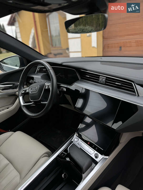 Позашляховик / Кросовер Audi e-tron 2020 в Львові
