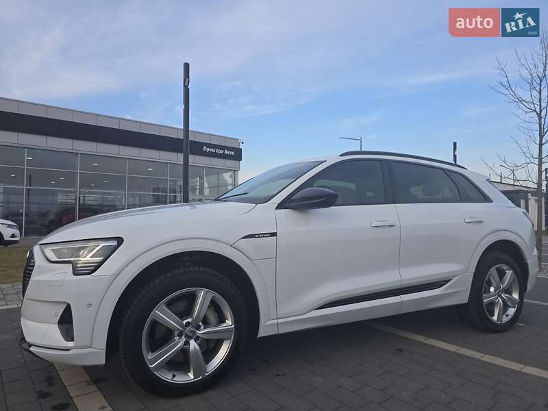 Внедорожник / Кроссовер Audi e-tron 2020 в Мукачево