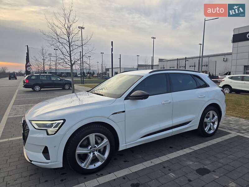 Внедорожник / Кроссовер Audi e-tron 2020 в Мукачево