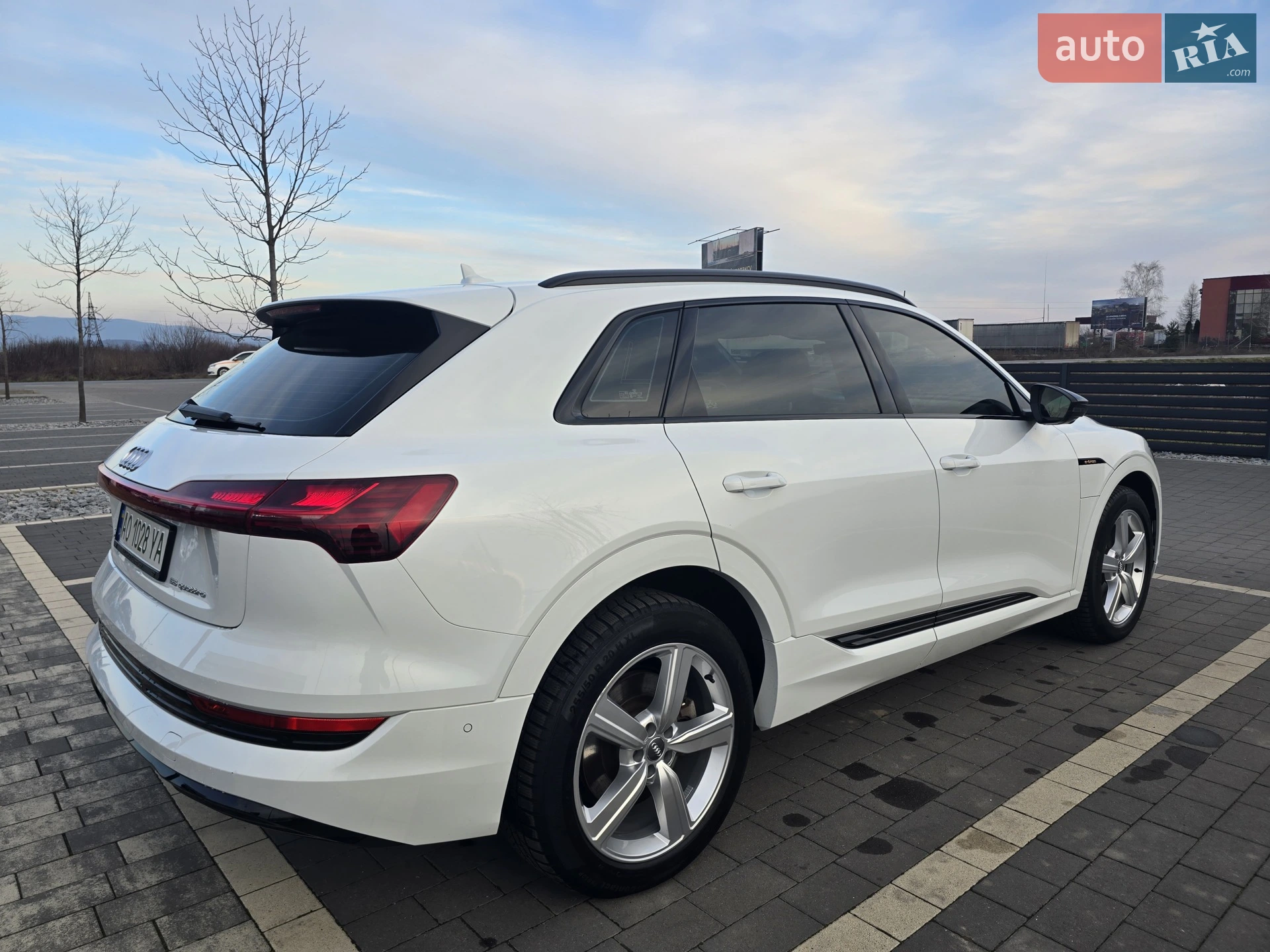 2020 Audi e-tron - мініатюра 11