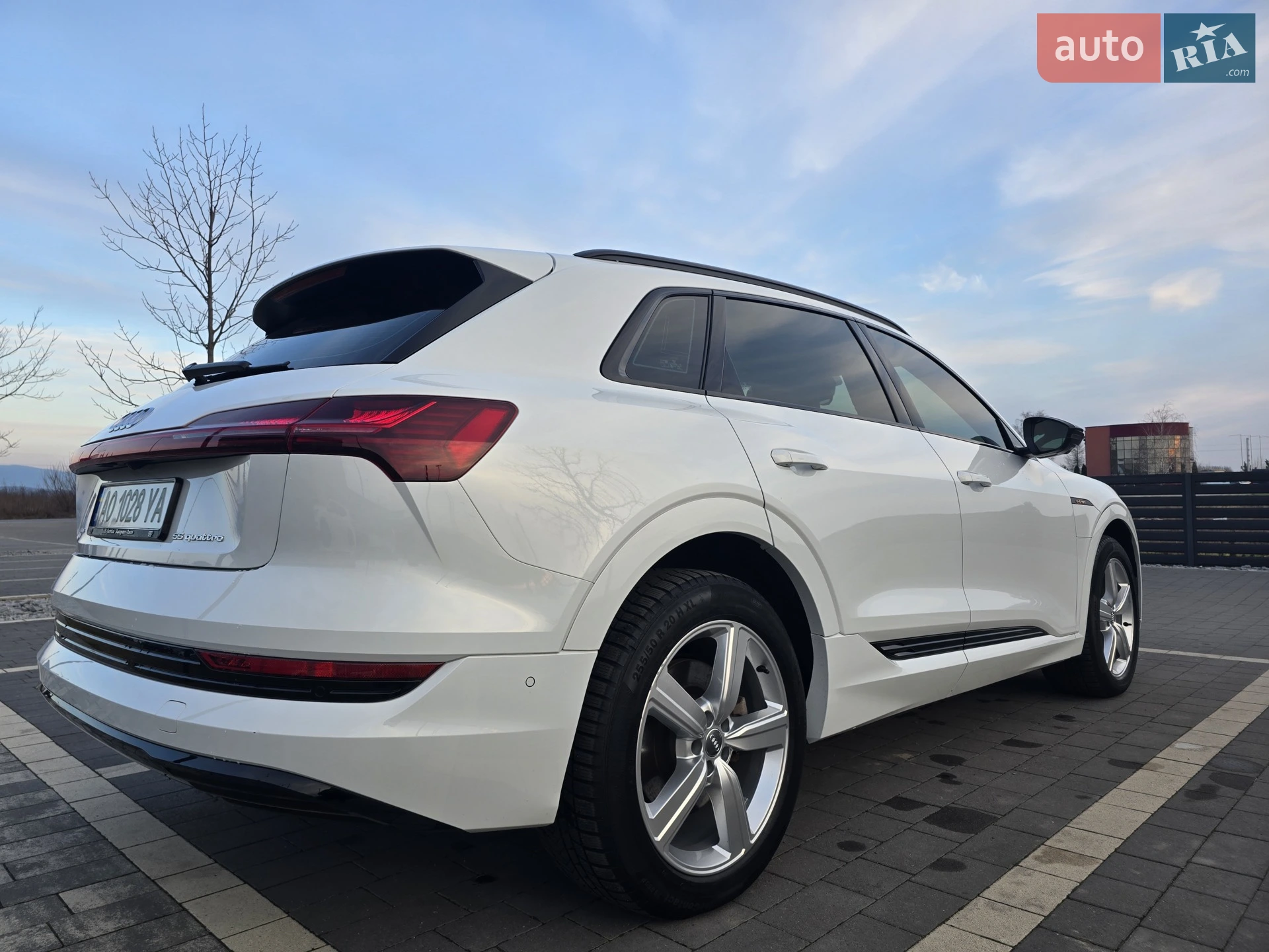 2020 Audi e-tron - мініатюра 19