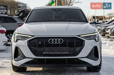 Позашляховик / Кросовер Audi e-tron 2021 в Львові