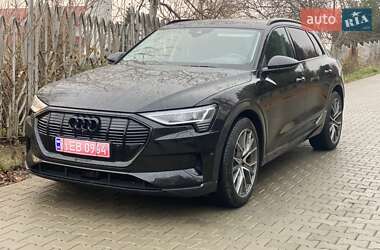 Внедорожник / Кроссовер Audi e-tron 2019 в 