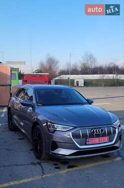 Внедорожник / Кроссовер Audi e-tron 2020 в Ужгороде