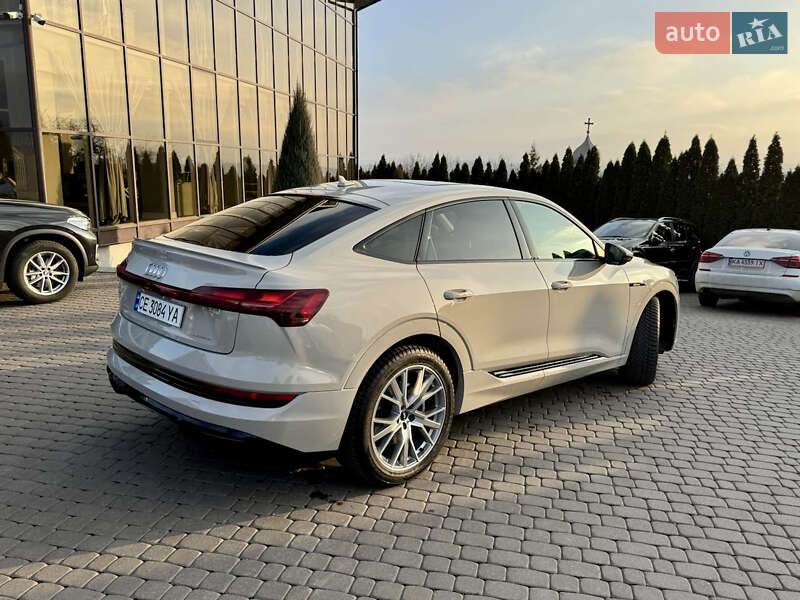 Позашляховик / Кросовер Audi e-tron 2020 в Чернівцях