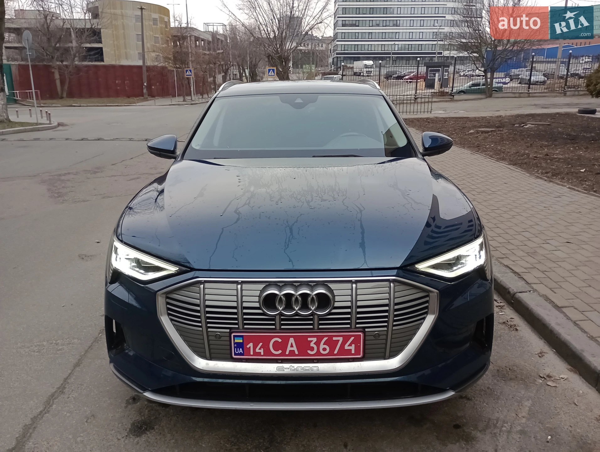 2019 Audi e-tron - фото 1