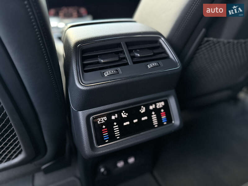 Позашляховик / Кросовер Audi e-tron 2018 в Львові фото 59 Позашляховик / Кросовер Audi e-tron 2018 в Львові