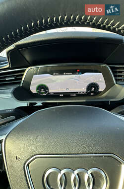 Внедорожник / Кроссовер Audi e-tron 2020 в 