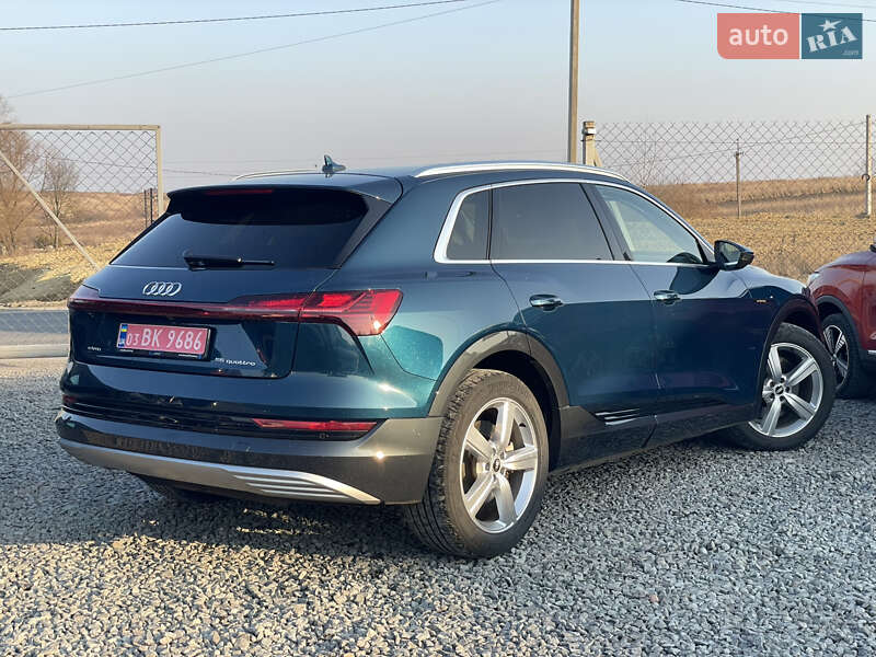 Позашляховик / Кросовер Audi e-tron 2021 в Львові