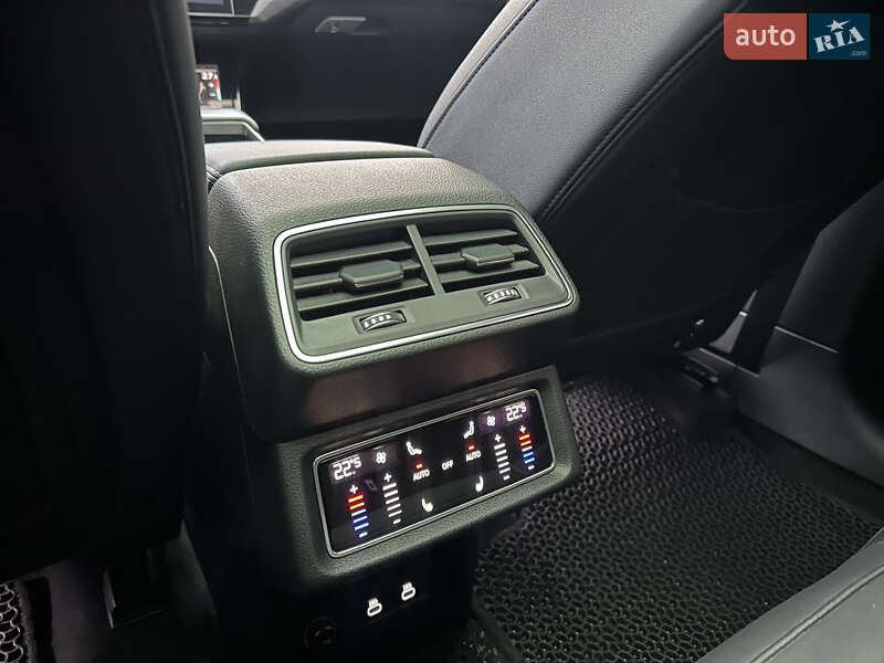 Внедорожник / Кроссовер Audi e-tron 2022 в Коломые