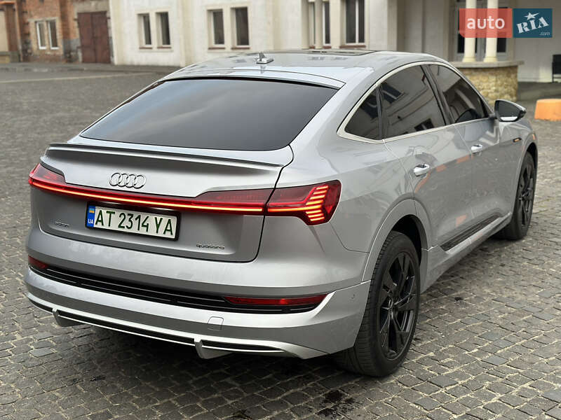 Внедорожник / Кроссовер Audi e-tron 2022 в Коломые