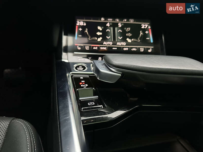 Внедорожник / Кроссовер Audi e-tron 2022 в Коломые
