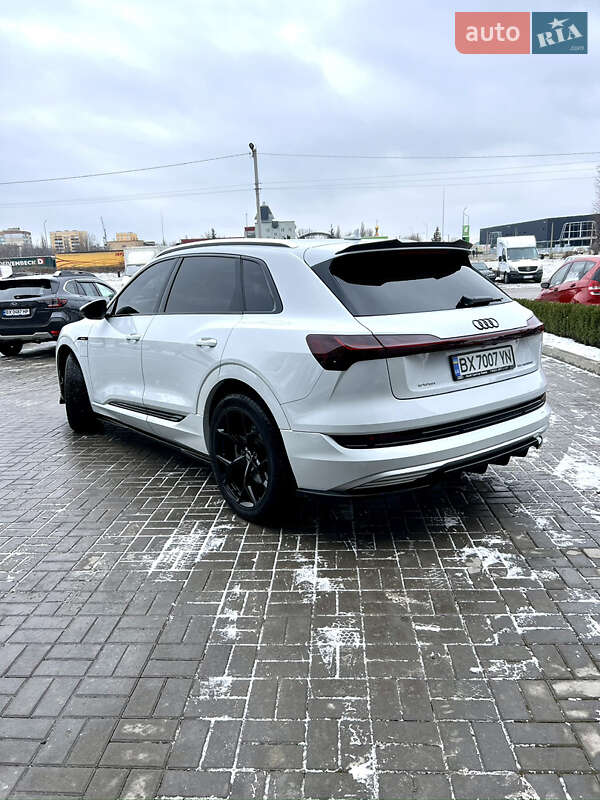 Внедорожник / Кроссовер Audi e-tron 2019 в Хмельницком