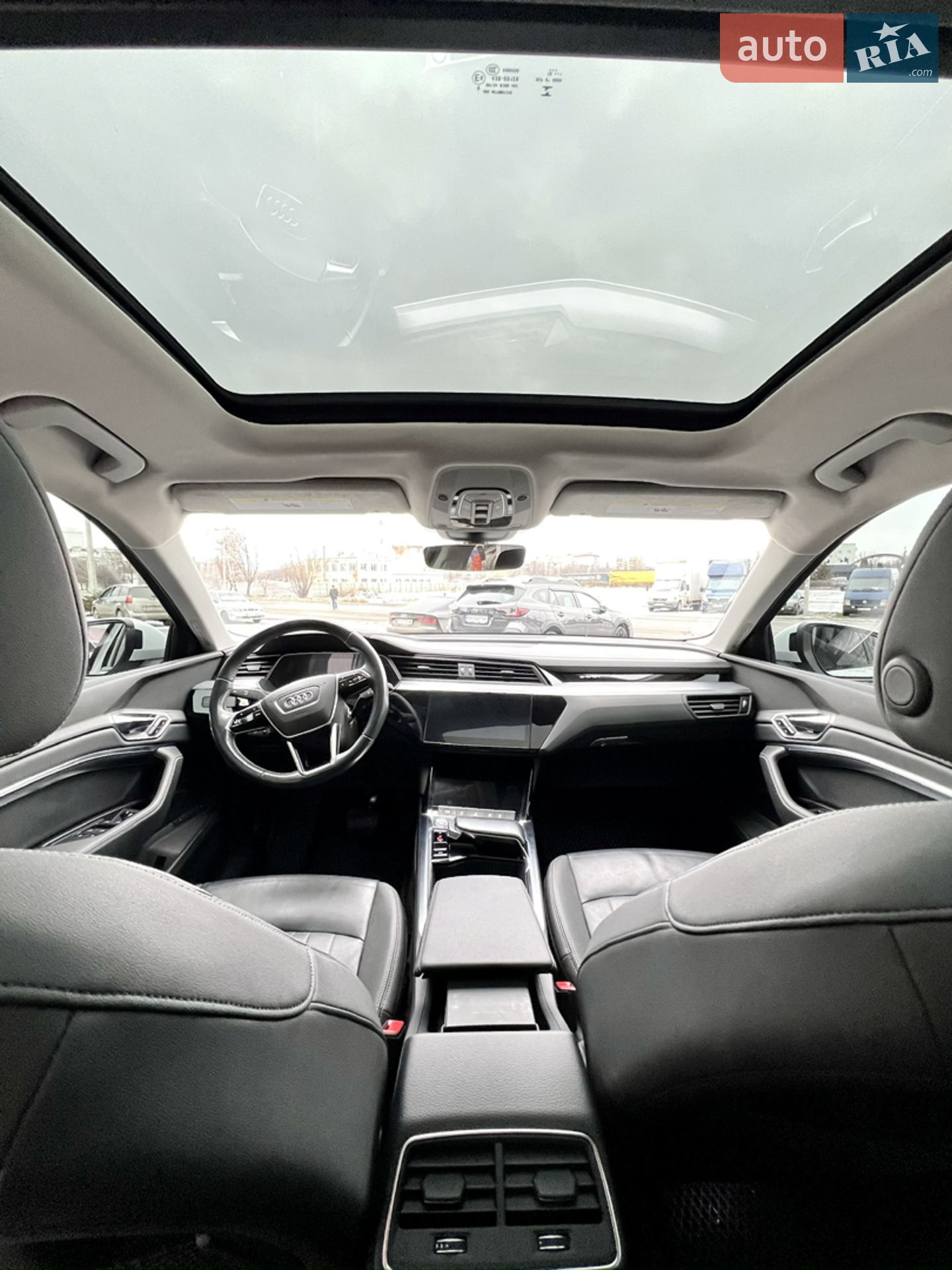 2019 Audi e-tron - мініатюра 8
