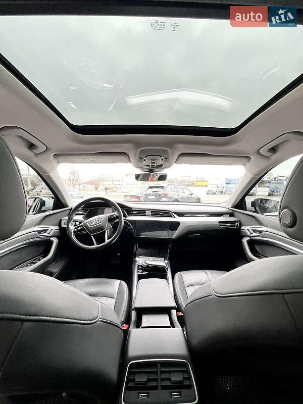 Внедорожник / Кроссовер Audi e-tron 2019 в Хмельницком