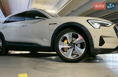 Внедорожник / Кроссовер Audi e-tron 2020 в Виннице