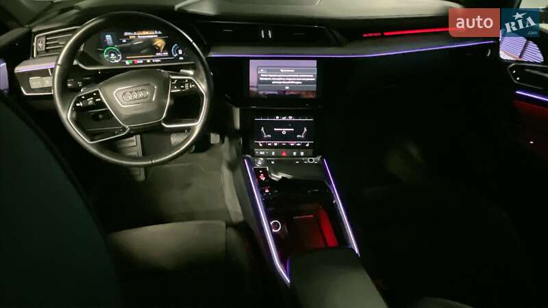 Внедорожник / Кроссовер Audi e-tron 2020 в Виннице фото 55 Внедорожник / Кроссовер Audi e-tron 2020 в Виннице