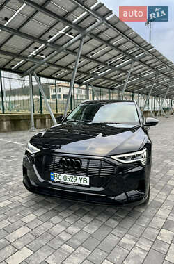 Внедорожник / Кроссовер Audi e-tron 2019 в 