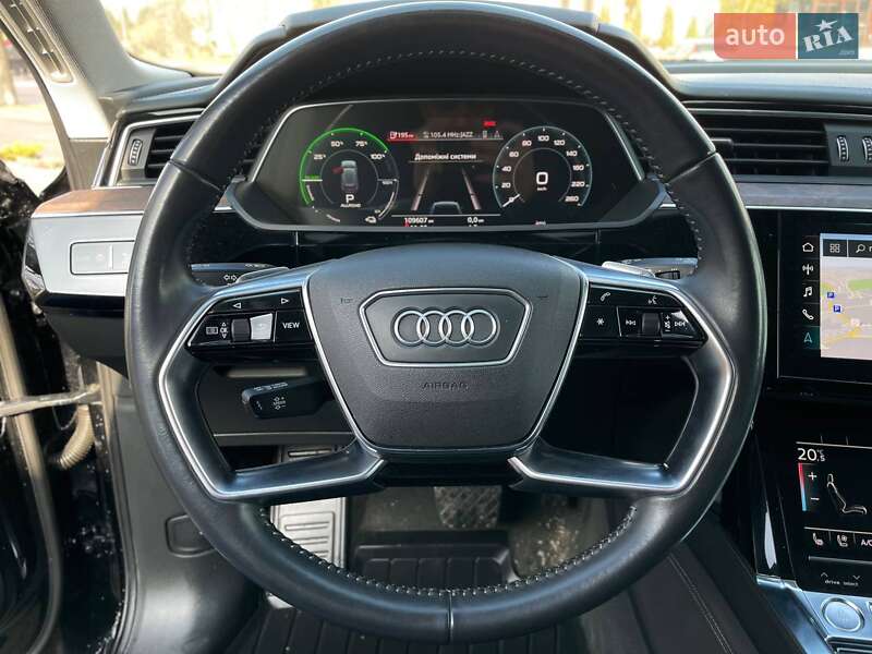Внедорожник / Кроссовер Audi e-tron 2019 в Львове
