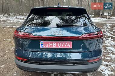 Позашляховик / Кросовер Audi e-tron 2022 в Києві