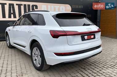 Внедорожник / Кроссовер Audi e-tron 2021 в 