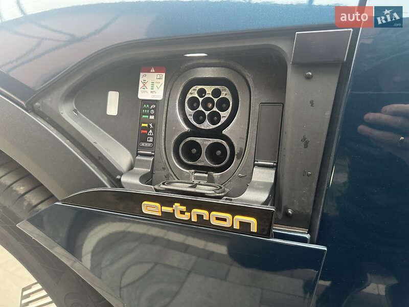 Внедорожник / Кроссовер Audi e-tron 2019 в Иршаве