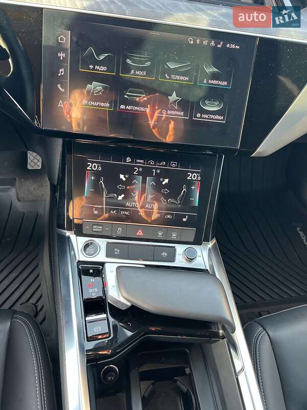 Внедорожник / Кроссовер Audi e-tron 2021 в Яворове