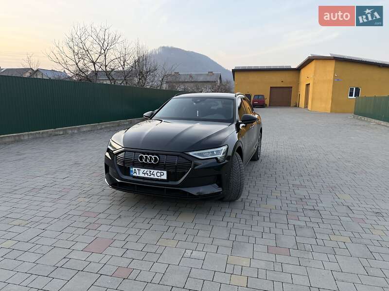 Позашляховик / Кросовер Audi e-tron 2020 в Надвірній