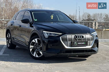 Внедорожник / Кроссовер Audi e-tron 2021 в Киеве