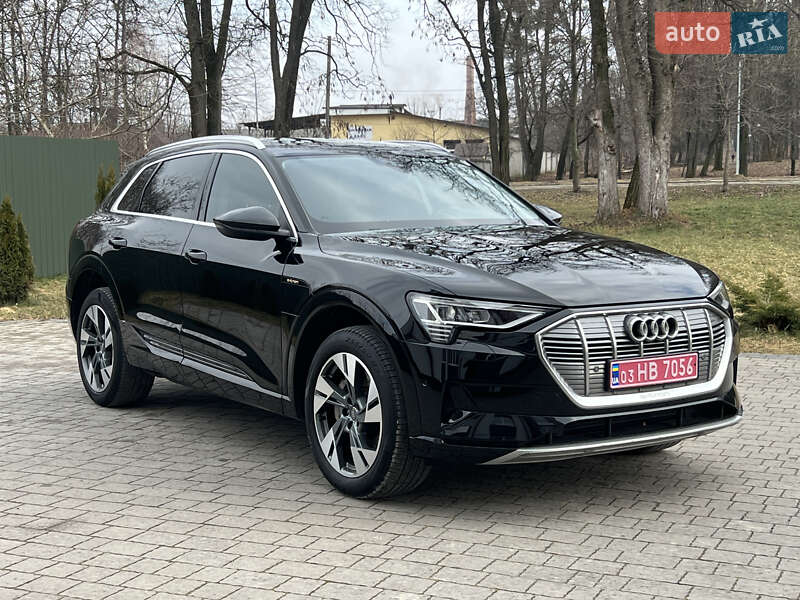 Внедорожник / Кроссовер Audi e-tron 2019 в Львове