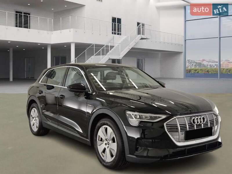 Позашляховик / Кросовер Audi e-tron 2020 в Києві