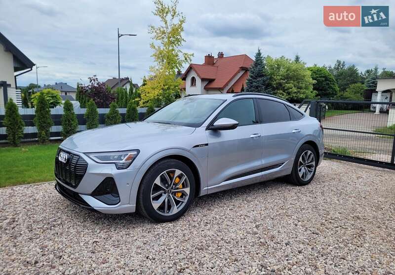 Audi e-tron 2022