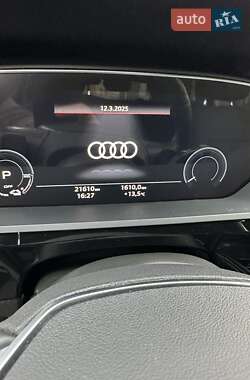 Внедорожник / Кроссовер Audi e-tron 2021 в 