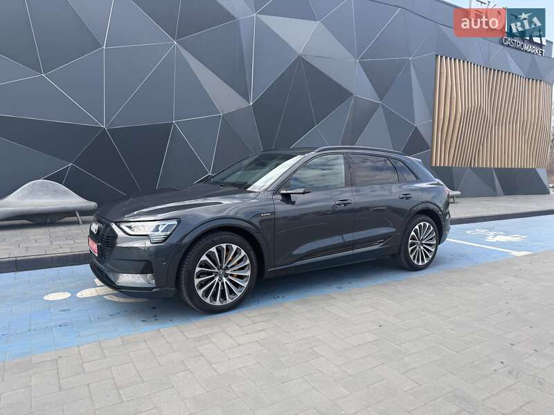 Внедорожник / Кроссовер Audi e-tron 2019 в Луцке фото 2 Внедорожник / Кроссовер Audi e-tron 2019 в Луцке
