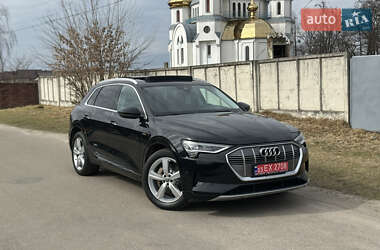 Позашляховик / Кросовер Audi e-tron 2020 в 