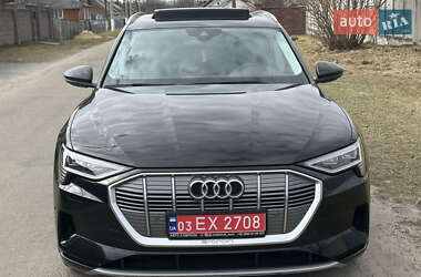 Позашляховик / Кросовер Audi e-tron 2020 в 