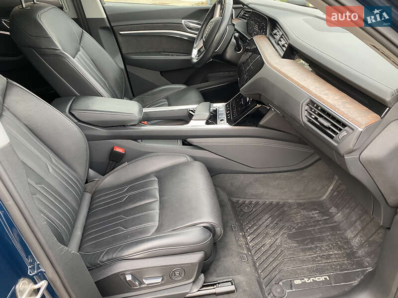 Позашляховик / Кросовер Audi e-tron 2019 в Одесі