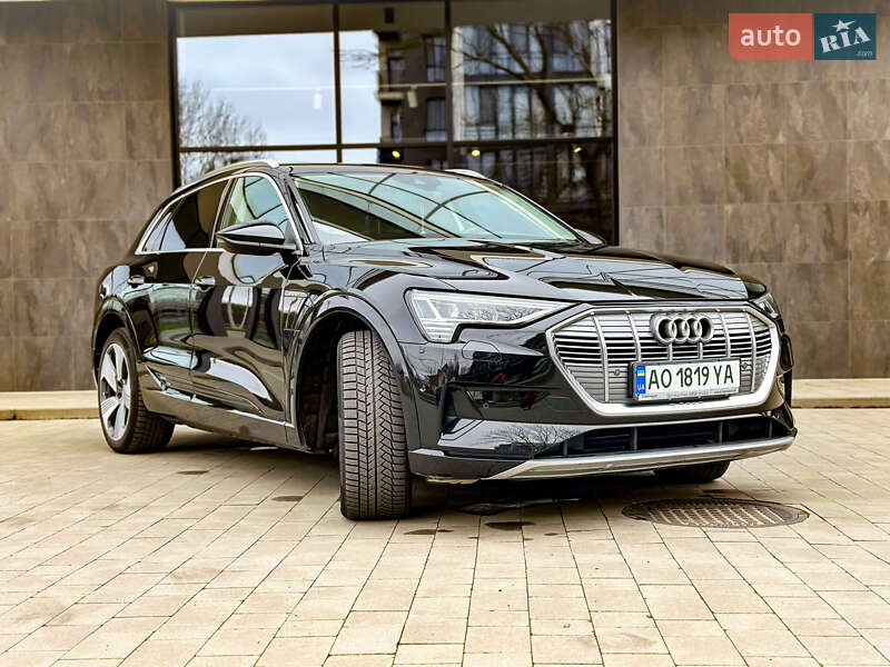 Audi e-tron 2019