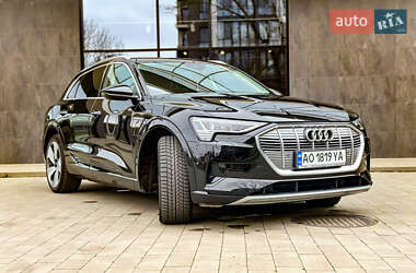 Внедорожник / Кроссовер Audi e-tron 2019 в 