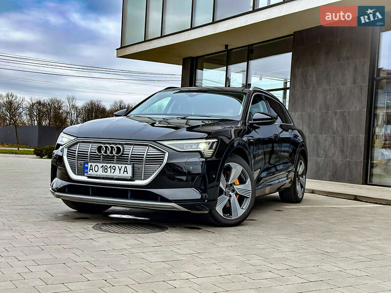 Внедорожник / Кроссовер Audi e-tron 2019 в Ужгороде