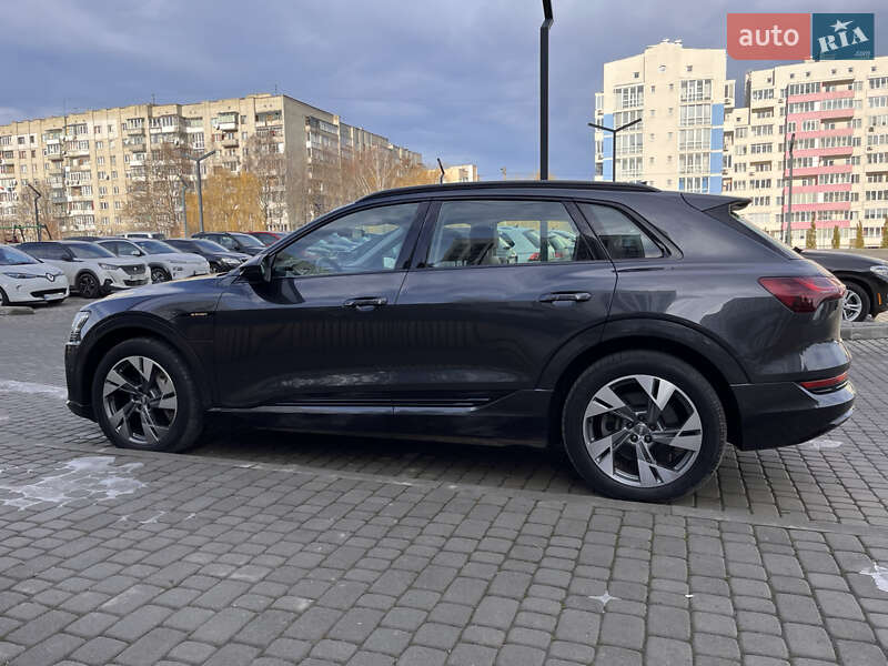 Внедорожник / Кроссовер Audi e-tron 2020 в Львове