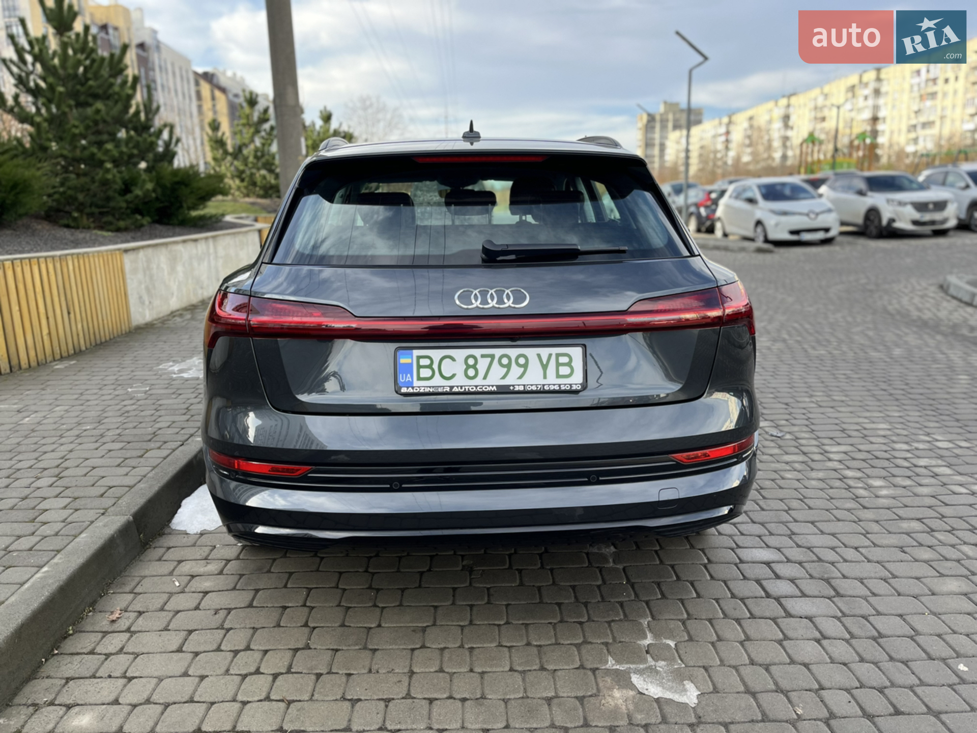 2020 Audi e-tron - мініатюра 89
