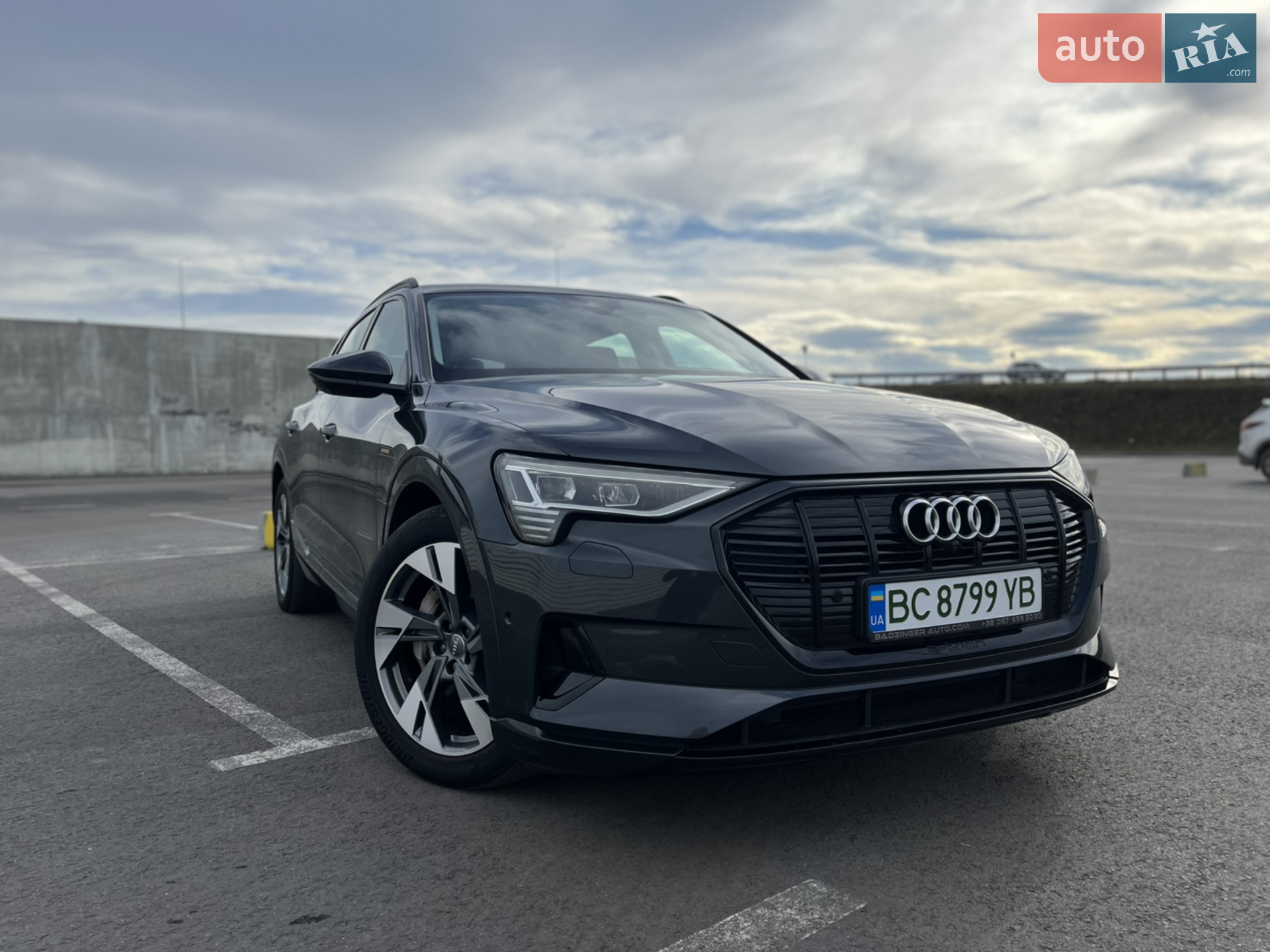 2020 Audi e-tron - мініатюра 98
