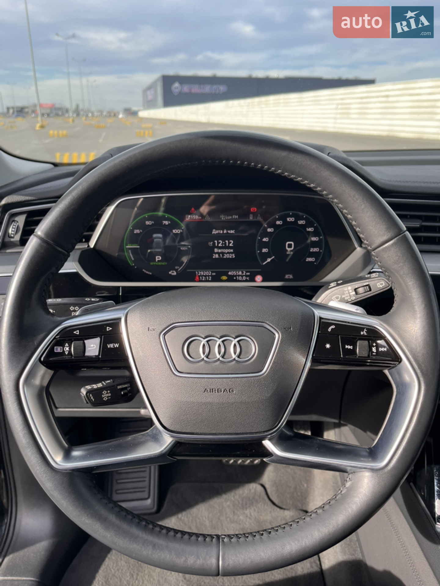 2020 Audi e-tron - мініатюра 109