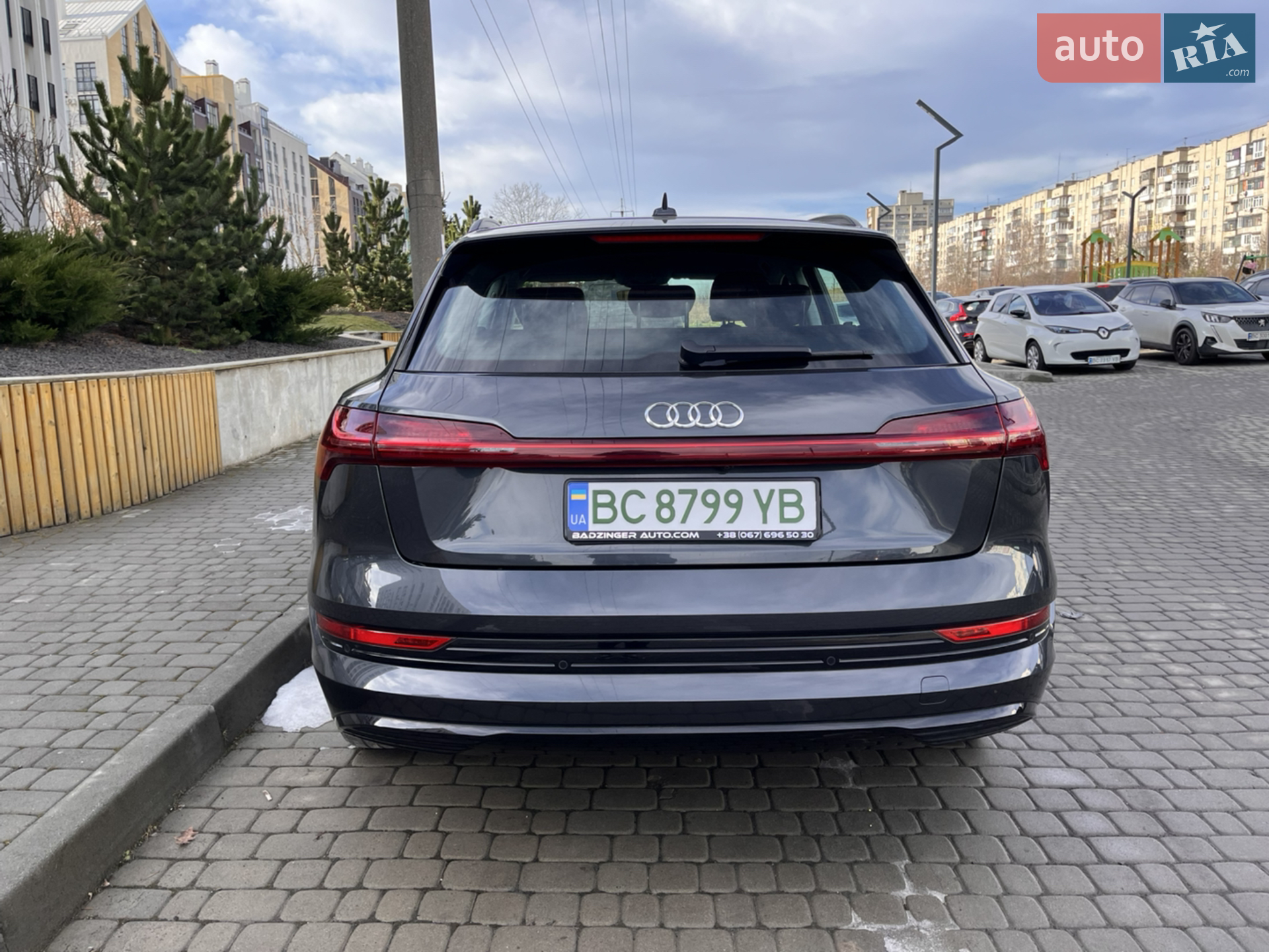 2020 Audi e-tron - мініатюра 173